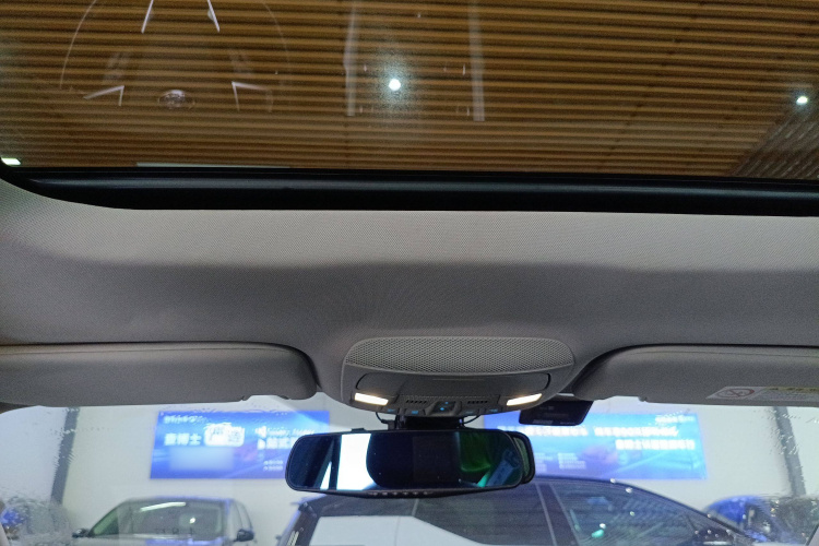 福特 蒙迪欧 2013款 1.5L GTDi180时尚型中控内饰22