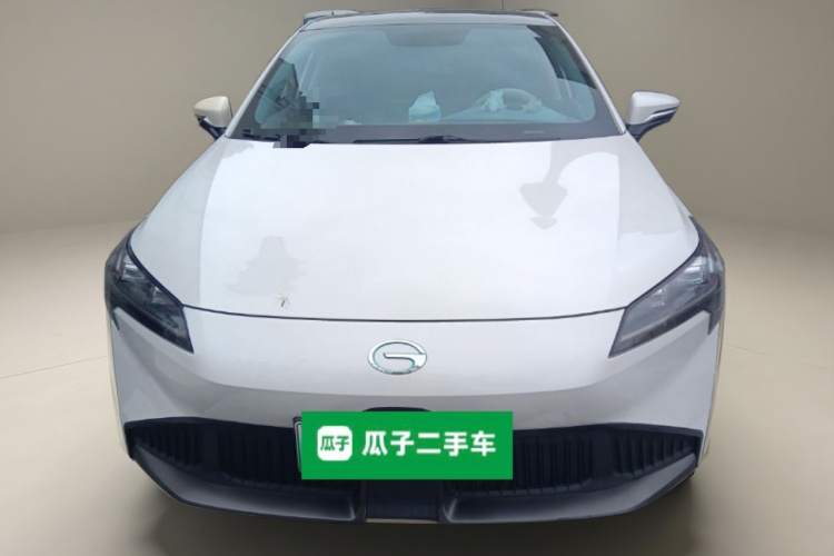 埃安 AION S Plus 2021款 70 智领版车身外观2