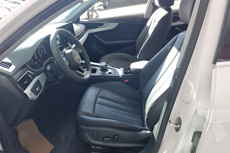 奥迪A4L 2020款 40 TFSI 时尚致雅型中控内饰19