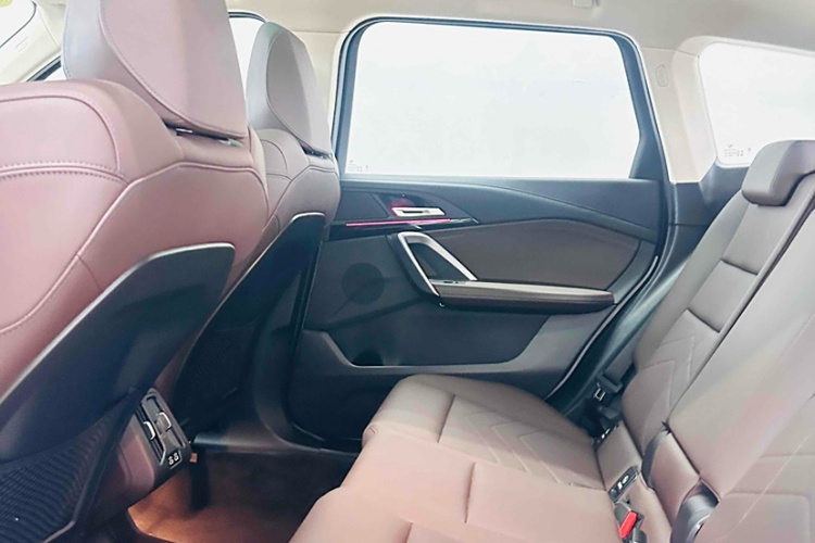 宝马X1 2023款 sDrive20Li X设计套装中控内饰7006