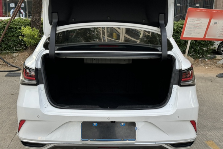 长安 锐程PLUS 2023款 1.5T DCT领悦型局部细节9002