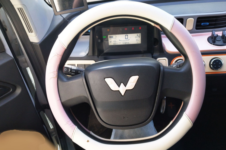 五菱汽车 宏光MINIEV 2020款 轻松款 磷酸铁锂中控内饰13