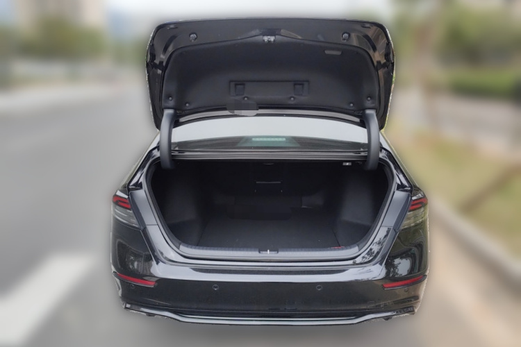 本田 雅阁 2025款 260TURBO 豪华版中控内饰23