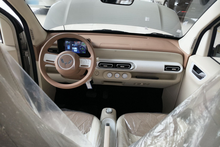 五菱汽车 宏光MINIEV 2024款 第三代 215km 青春版中控内饰12