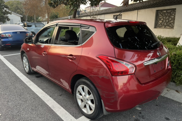 日产 骐达TIIDA 2011款 1.6L CVT智能型车身外观6002
