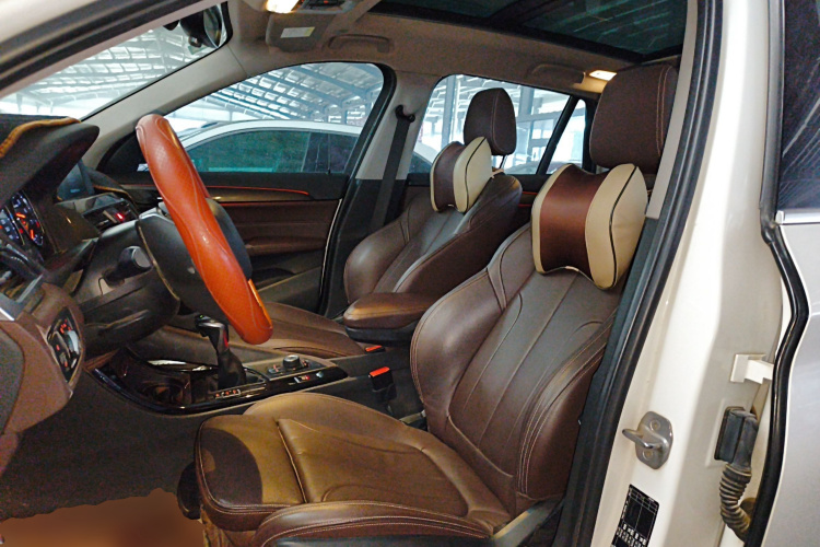 宝马X1 2019款 sDrive18Li 尊享型局部细节19