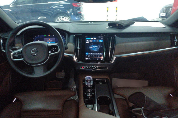沃尔沃S90 2024款 B5 智远豪华版中控内饰7002