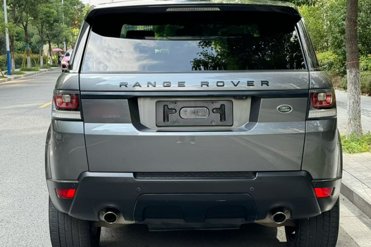 路虎 揽胜运动版 2016款 3.0 SC V6 HSE DYNAMIC车身外观6005