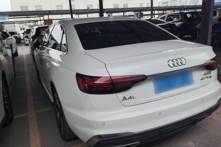 奥迪A4L 2020款 40 TFSI 豪华动感型车身外观6005