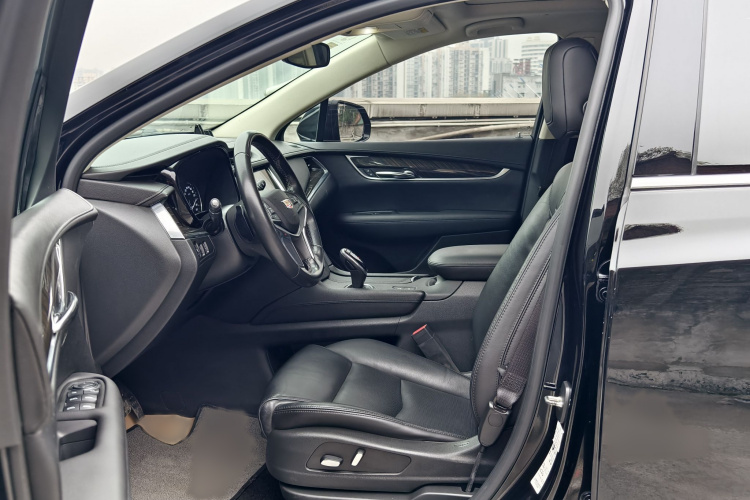 凯迪拉克XT5 2018款 25T 豪华型中控内饰7004