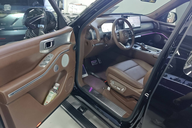 坦克700新能源 2024款 Hi4-T 极境版中控内饰7003