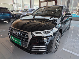 奥迪Q5L 2018款 40 TFSI 荣享时尚型 国V
