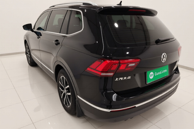 大众 途观L 2018款 330TSI 自动两驱豪华版车身外观5