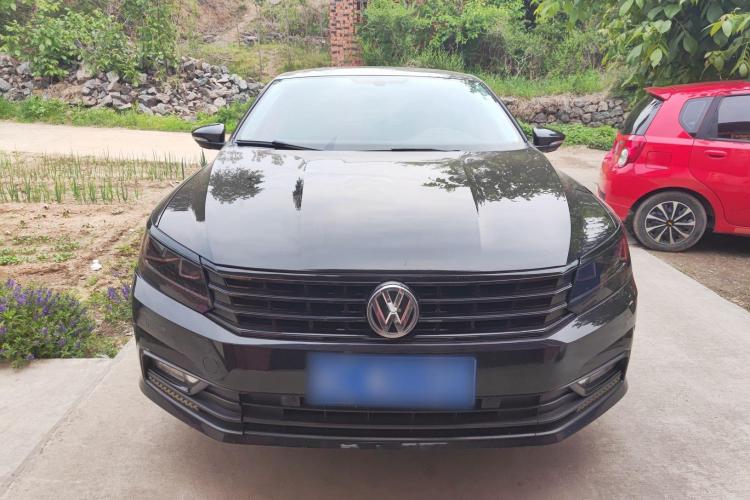 大众 帕萨特 2017款 330TSI DSG尊荣版车身外观6001