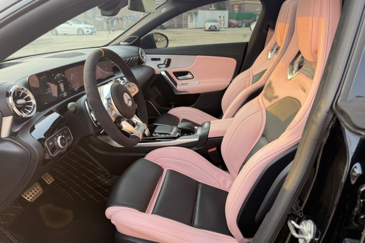 奔驰CLA AMG 2022款 AMG CLA 45 4MATIC+中控内饰7002