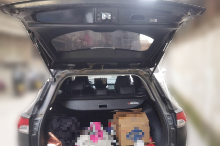 丰田 卡罗拉锐放 2022款 2.0L 精英版中控内饰23