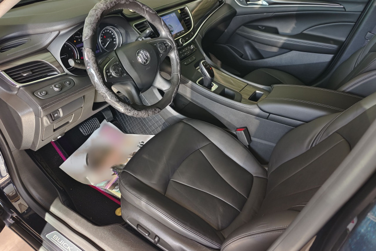 别克 君越 2020款 652T 豪华型中控内饰7002