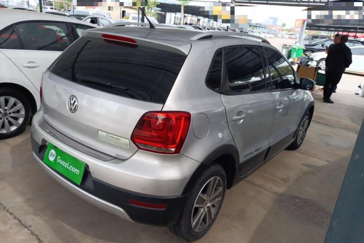 大众 2012款 1.6L Cross Polo AT车身外观7