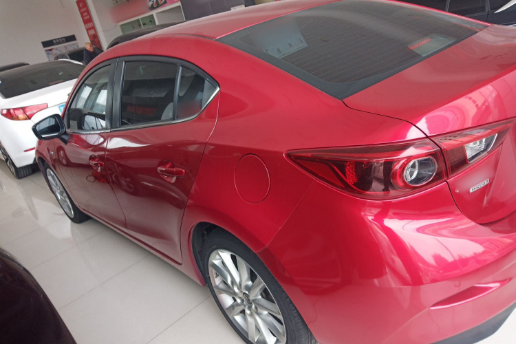 马自达3 昂克赛拉 2017款 三厢 2.0L 自动尊贵型 国V车身外观4