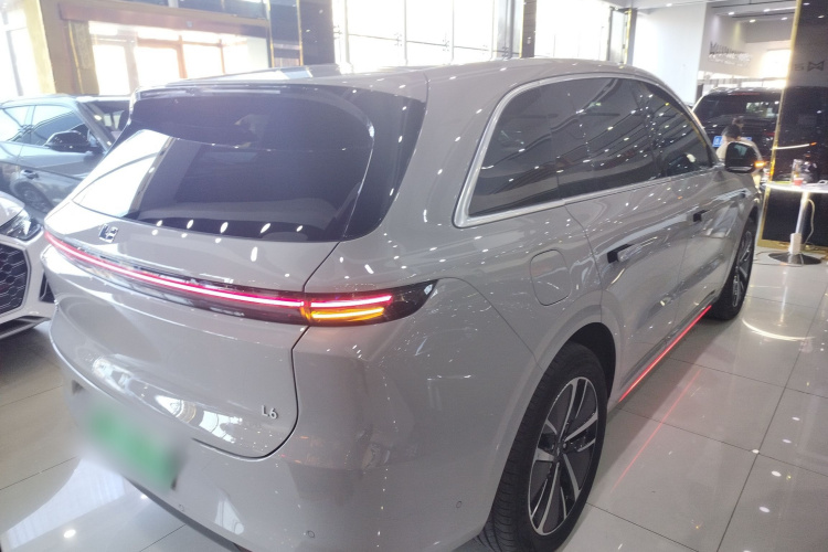 理想汽车 理想L6 2024款 Max车身外观7
