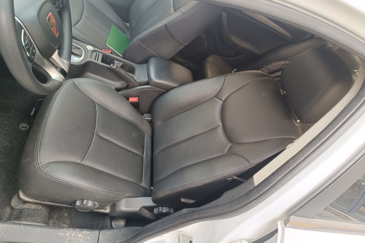 荣威360 2018款 PLUS 1.5L 自动尊享版中控内饰19