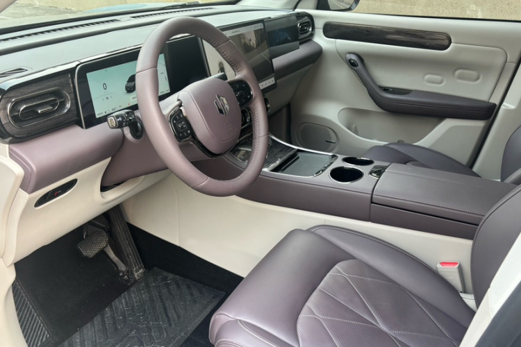 零跑汽车 零跑C11 2024款 增程 300尊享版中控内饰7003