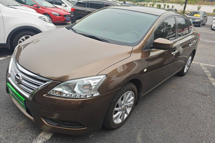 日产 轩逸 2014款 1.6XV CVT尊享版车身外观1