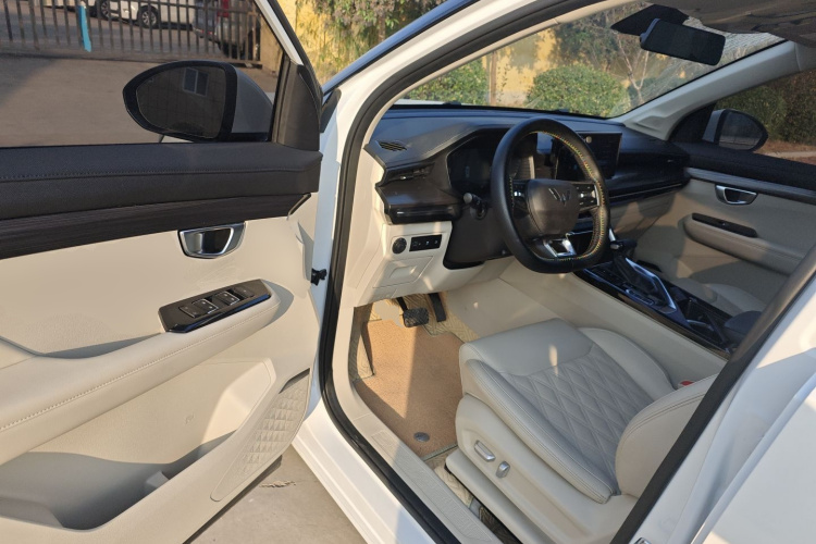 五菱汽车 五菱星辰 2021款 1.5T CVT星曜版中控内饰7003