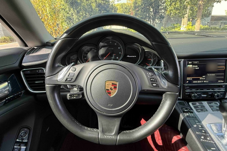 保时捷 2016款 Panamera Edition 3.0T局部细节9008