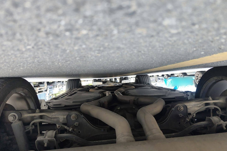 宝马X6 2010款 4.4T 混合动力版局部细节9009