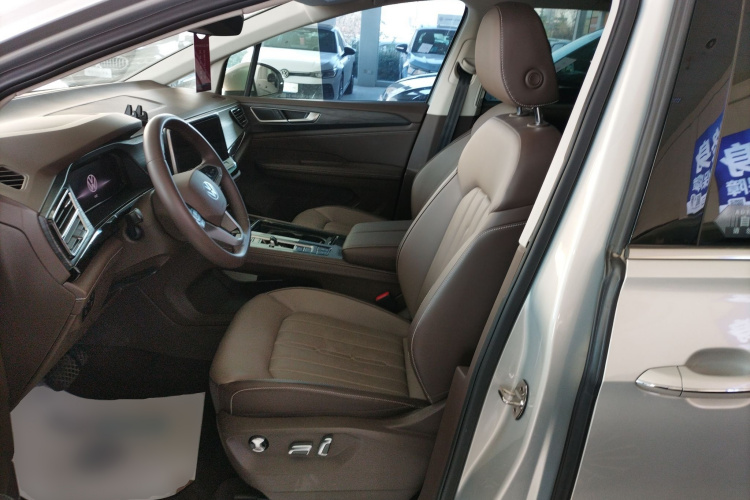 大众 威然 2024款 330TSI 豪华版局部细节19