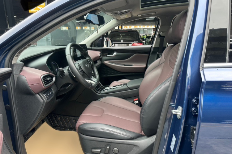 现代 胜达 2019款 380 TGDi GLS 自动两驱豪华版 国V中控内饰7004