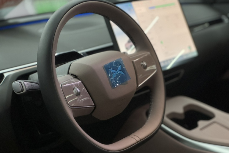 小鹏MONA M03 2025款 515 长续航 Plus局部细节13