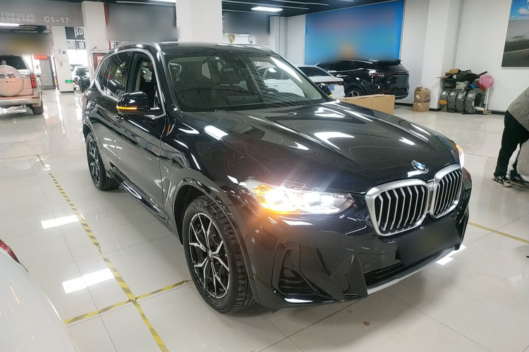宝马X3 2022款 改款 xDrive25i M运动套装车身外观6002