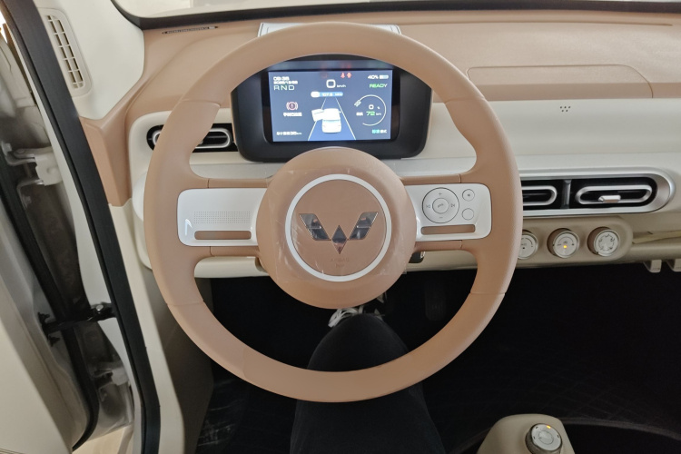 五菱汽车 宏光MINIEV 2024款 第三代 215km 青春版中控内饰13