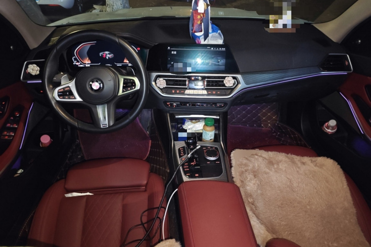 宝马3系 2022款 改款 325i M运动曜夜套装中控内饰12