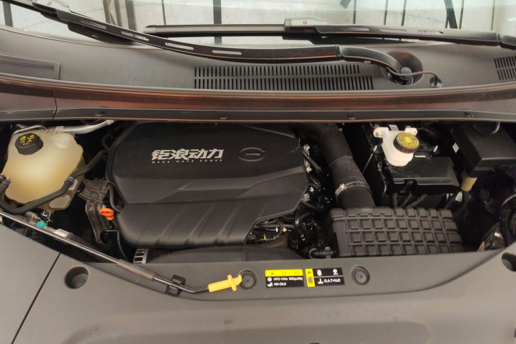 广汽传祺 传祺M8 2024款 大师系列 400T 至尊版机舱底盘24