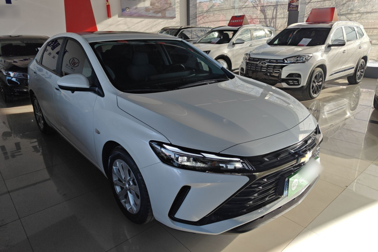 雪佛兰 科鲁泽 2024款 1.5L 双离合悦享版车身外观3