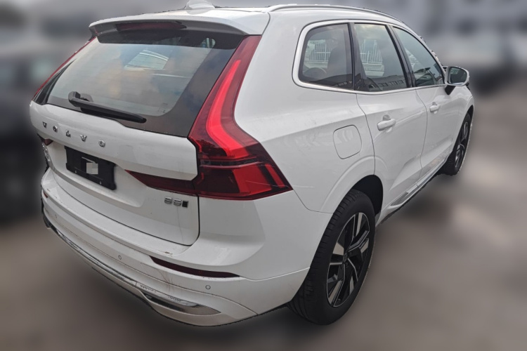 沃尔沃XC60 2026款 B5 四驱智远豪华版车身外观7
