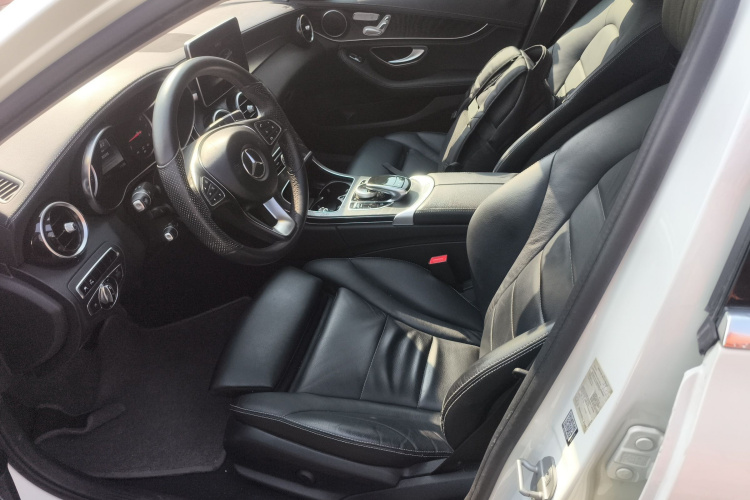 奔驰C级 2015款 C 260 L 运动型局部细节19