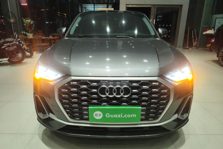 奥迪Q3 Sportback 2020款 40 TFSI 时尚型车身外观6001