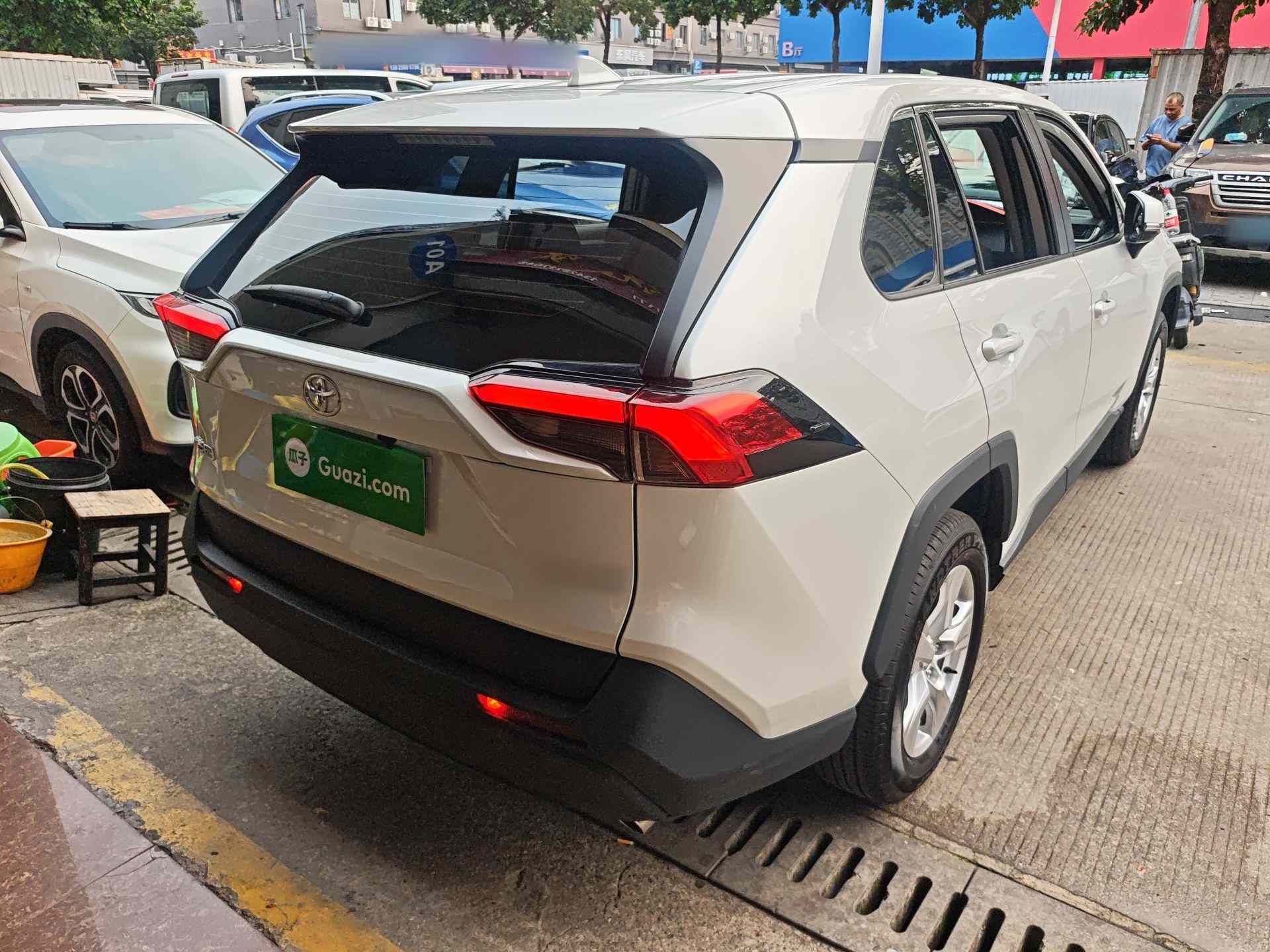 丰田 RAV4荣放 2024款 2.0L CVT两驱都市版(5)