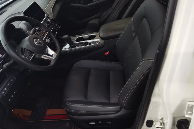 日产 天籁 2021款 2.0L XL Upper AD1 智行领航版中控内饰19