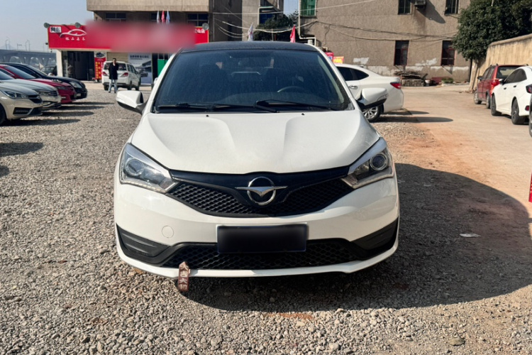 海马M3 2017款 1.5L 手动时尚型车身外观6003