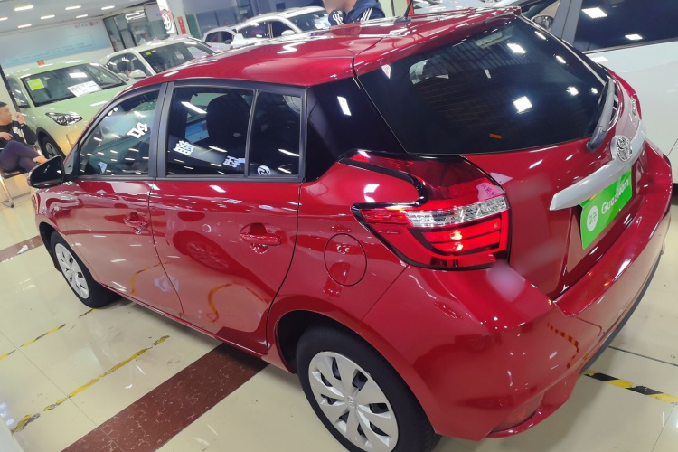 丰田 YARiS L 致炫 2016款 改款 1.5E CVT魅动版车身外观4