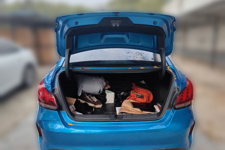 名爵 MG5 2021款 180DVVT 手动青春豪华版中控内饰23