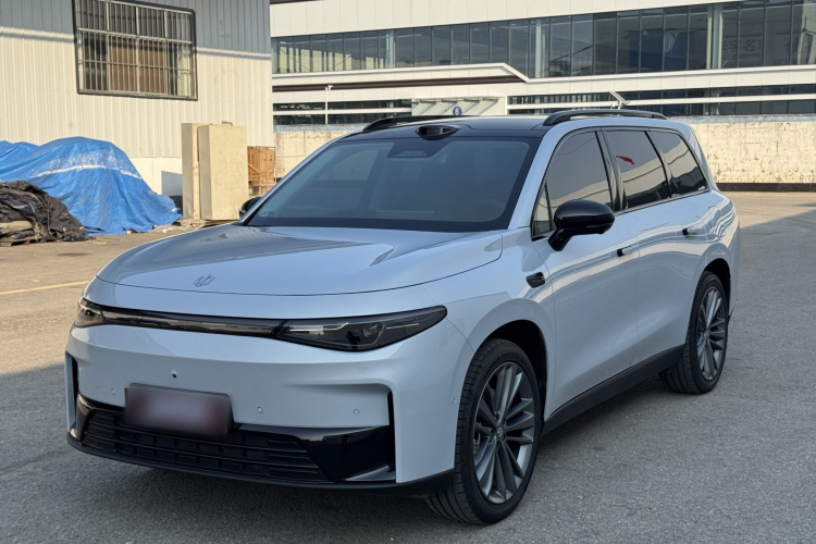 零跑汽车 零跑C16 2026款 增程 280激光雷达智尊版 6座车身外观1