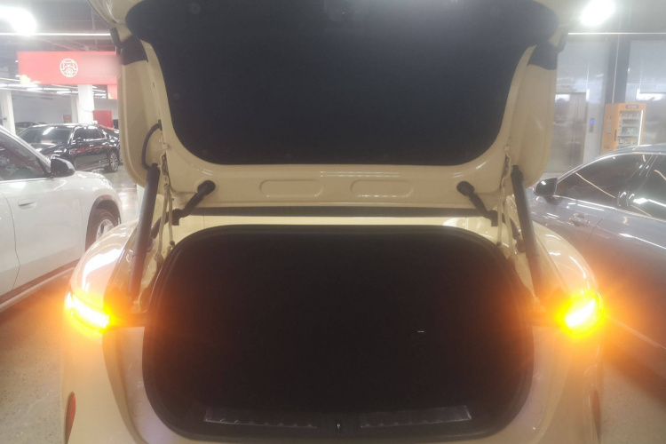 阿维塔11 2024款 700 三激光四驱推荐版局部细节23