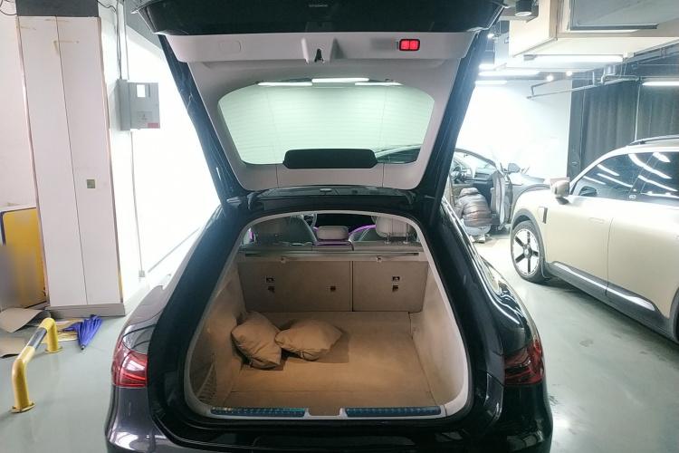 奔驰EQS 2022款 改款 450+ 先锋版局部细节23