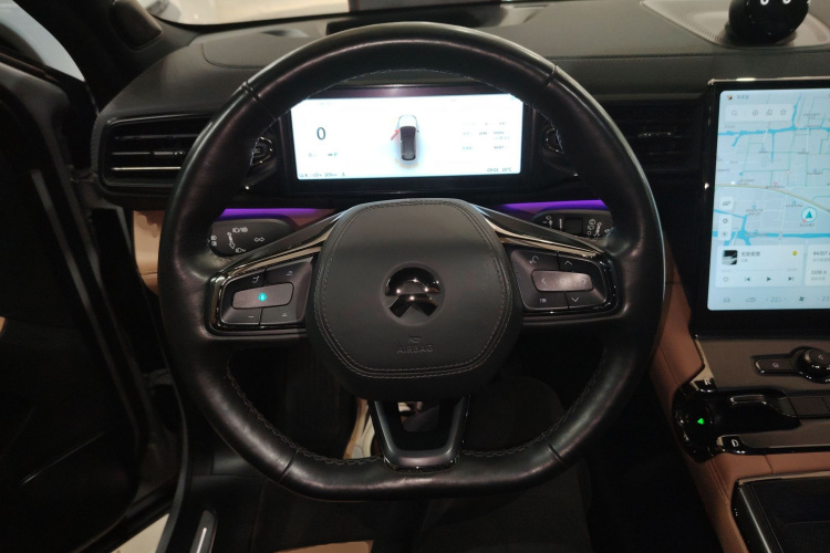 蔚来ES6 2020款 600KM 运动版中控内饰13